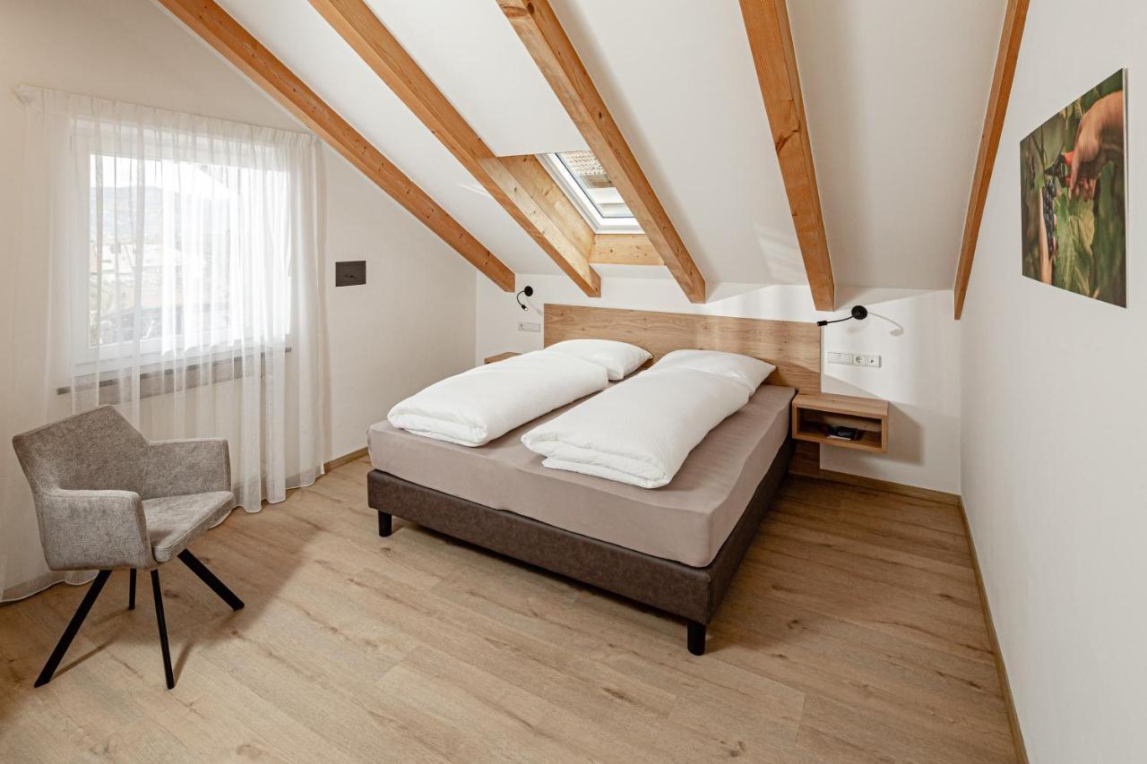 Praelatenhof Wine & Apartments Caldaro Dış mekan fotoğraf